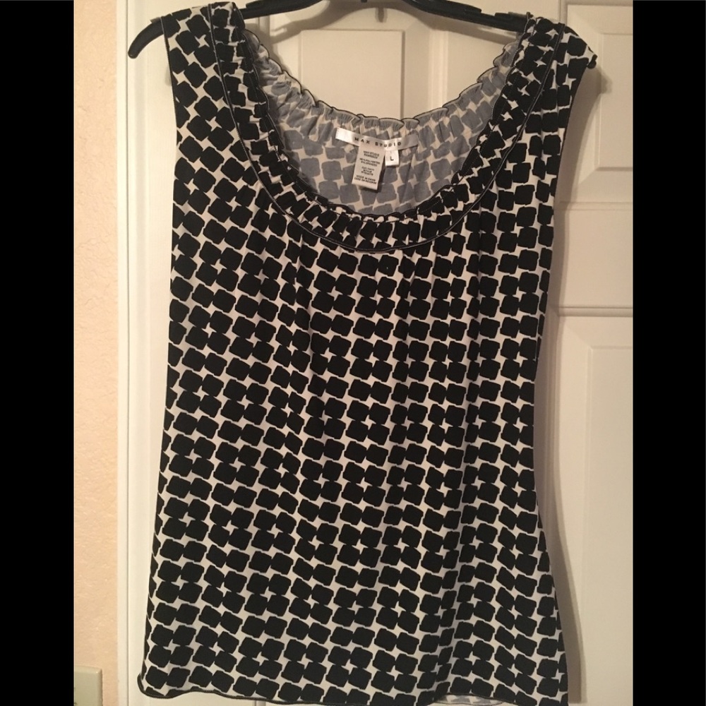 Short sleeve top- black/white